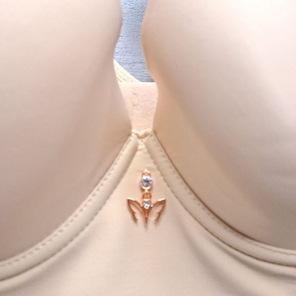 ‎NWT Back Smoothing Bra (A17) - Picture 4 of 8